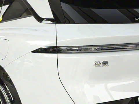 2025�� 100kWh �����������Ǽݰ�