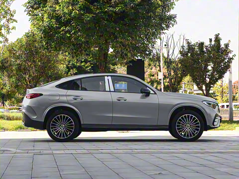 2026�� GLC 300 4MATIC ����SUV