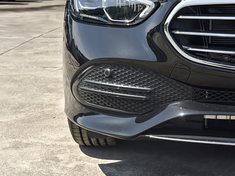 2026�� �Ŀ� C 260 L