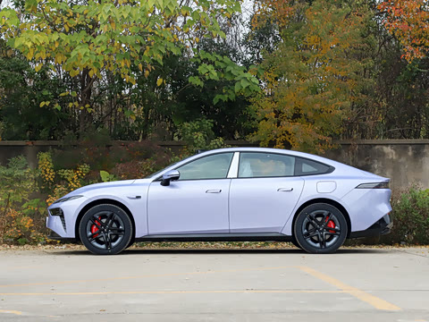 2026 007+  650 Ultra+״