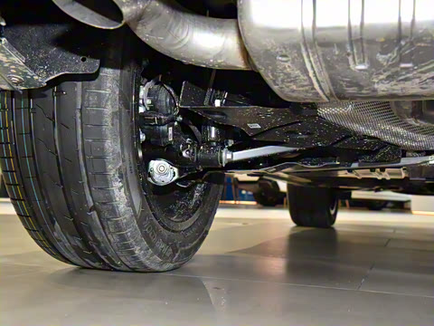 2025�� sDrive25i M�˶���װ