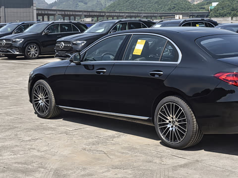 2026�� �Ŀ� C 260 L