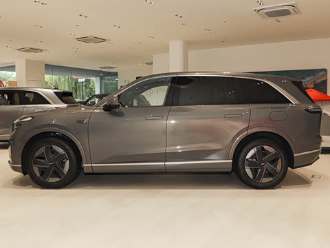 2025�� Pro ������