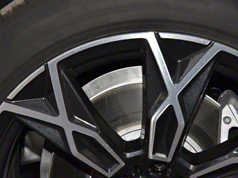 2026�� 735Li ������װ