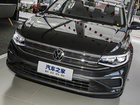 2025�� �Ŀ� 200TSI DSG����PRO��