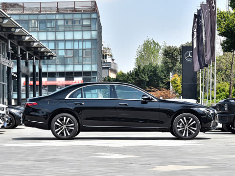 2026�� S 400 L ������