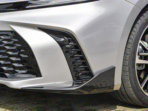 2026�� 2.0S �˶���