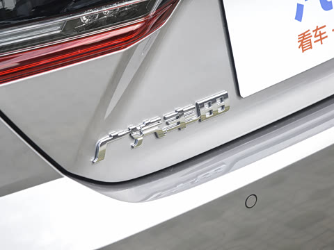 2026�� 2.0S �˶���