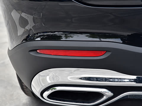 2026�� �Ŀ� GLC 260 L 4MATIC �����