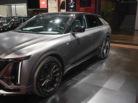 2025�� LYRIQ-V