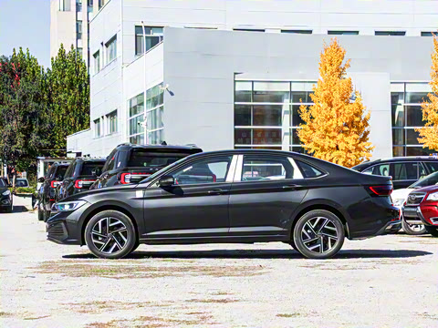 2026�� 3000������ѡ�� 300TSI DSG ��Խ��