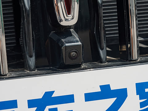 2025�� �Ŀ�  2.0T PHEV ����200��������� 7��