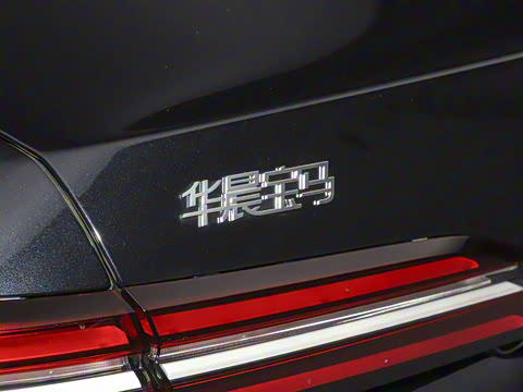 2025�� 530Li ������ M�˶���װ