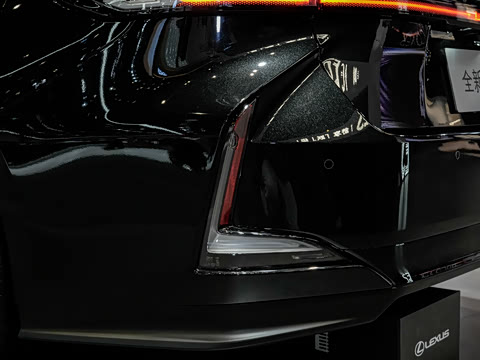 2026�� 300h