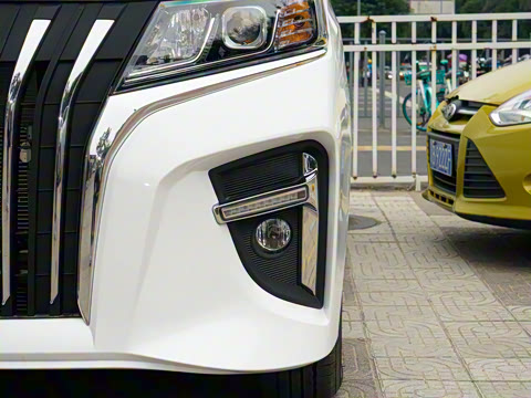 2025�� 2.0L CNG�м�Ӫ�����ʰ� 7��