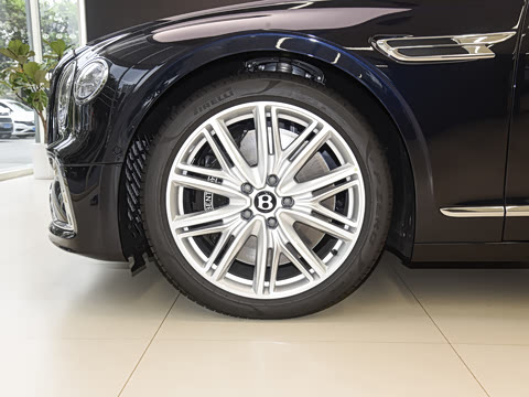 2026�� 4.0T V8 ��׼��