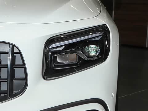 2026�� AMG GLB 35 4MATIC