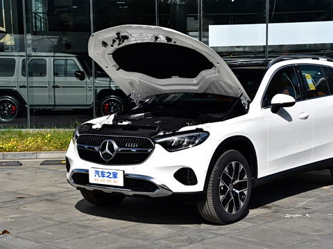 2026�� GLC 260 L 4MATIC �����