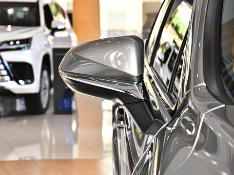 2026�� 350h ����������