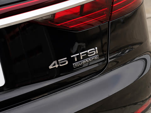 2026�� A8L 45 TFSI quattro ������