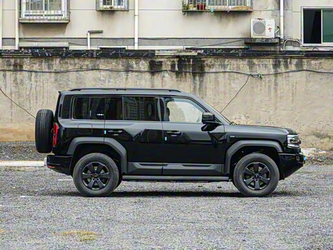 2025�� 210KM ����Ultra��