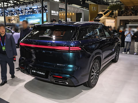 2027�� 2.0T ˫�������������