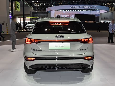 2026�� quattro Ǭ���Ǽݰ�