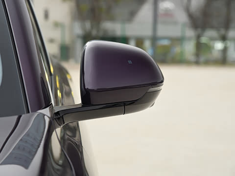 2025�� ���� Ultra�� 53.4kWh 6���� (896�߼����״