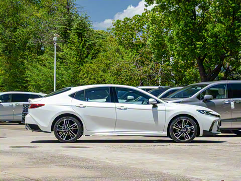 2026�� ˫�� 2.0HS �˶���