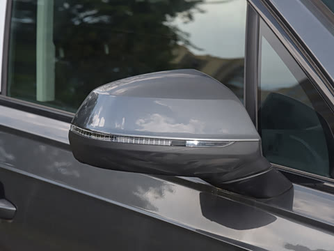 2025�� 55 TFSI quattro S line����ʿ��