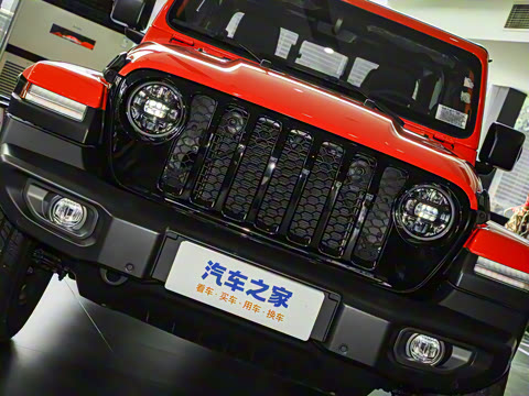 2023�� 3.6L Overland