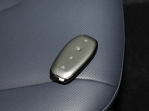 2025�� ������