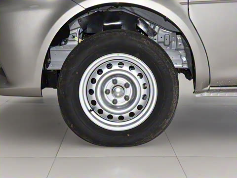 2025�� M5 1.6L ��׼��5��CNG