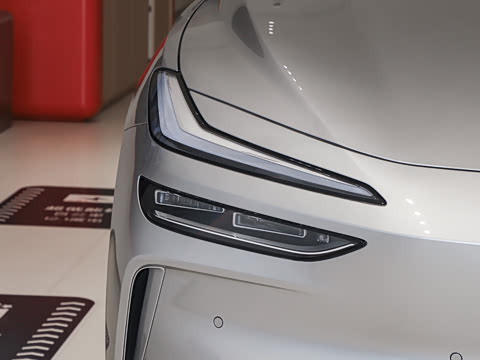 2025�� 85kWh ������