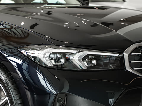 2026�� 325i M�˶���װ