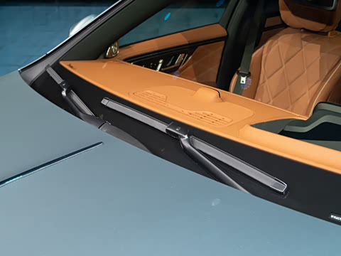 2027�� S 680 4MATIC