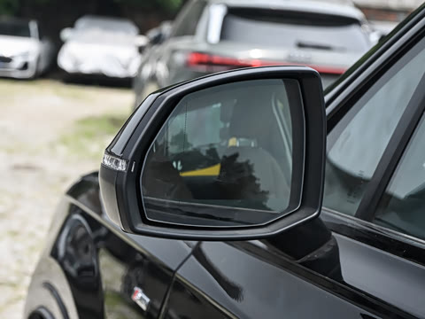 2026�� 55 TFSI quattro S line����ʿ��