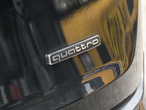 2026�� 55 TFSI quattro S line����ʿ��