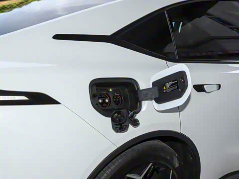 2026�� 240Ultra��ΪǬ��ADS SE��