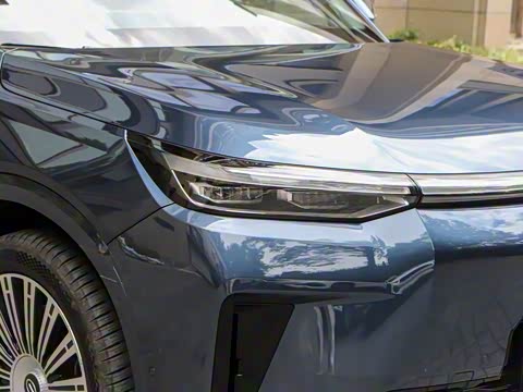 2025�� Ǭ�� UItra 6��