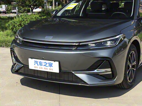 2025�� EM-i 70km ������