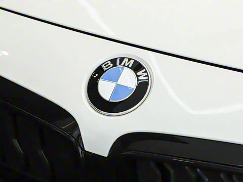 2025�� 225i M�˶���ҹ��װ