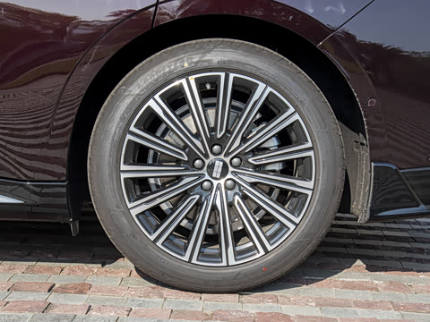 2026�� 225km EM-P Զ�����ǺӰ�+ҫҹ��װ