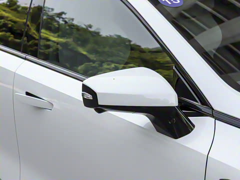 2026�� 550Ultra��ΪǬ��ADS SE��