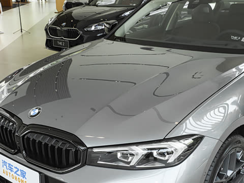 2026�� 330Li M�˶���ҹ��װ