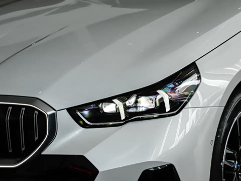 2026�� �Ŀ� 530Li ������ M�˶���װ