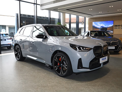 2025�� M50 xDrive