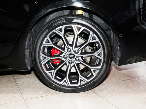 2026�� 2.0T �߹��� �˶���