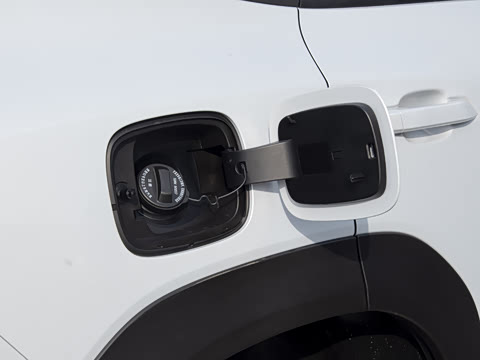 2026�� 1.5T 6MT ������ 