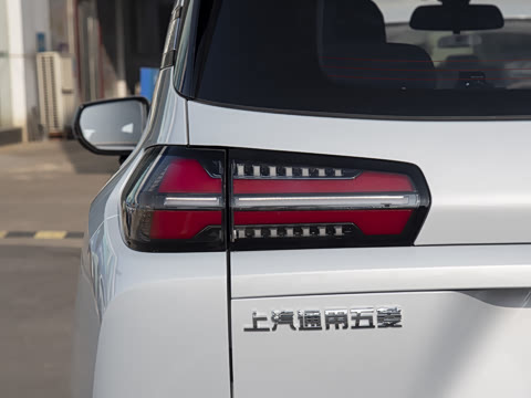 2026�� 1.5T 6MT ������ 